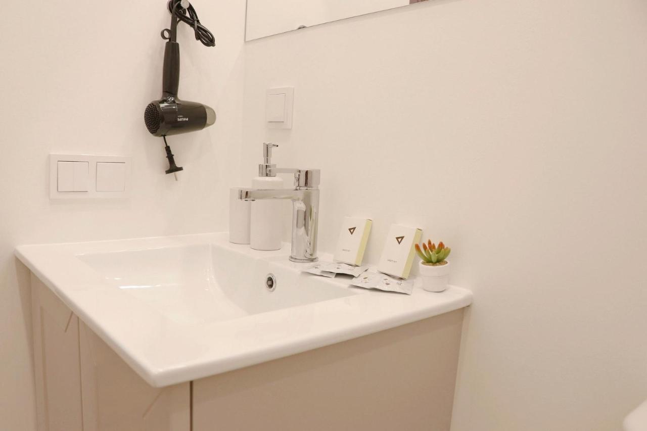 Minimalist Studio Old Town Apartments By Hostlovers Κάουνας Εξωτερικό φωτογραφία